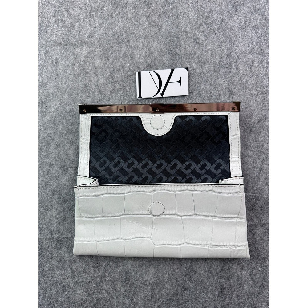 Diane von Furstenberg DVF White Croc Embossed Leather Bar Clutch Bag - Picture 5 of 8